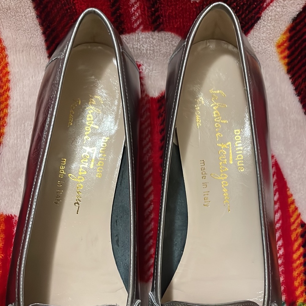 Salvatore Ferragamo Metallic Silver Leather Loafers* - Picture 4 of 10